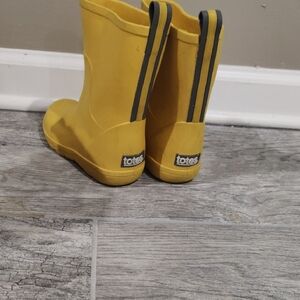 Totes Kids Yellow and Gray Rain Boots